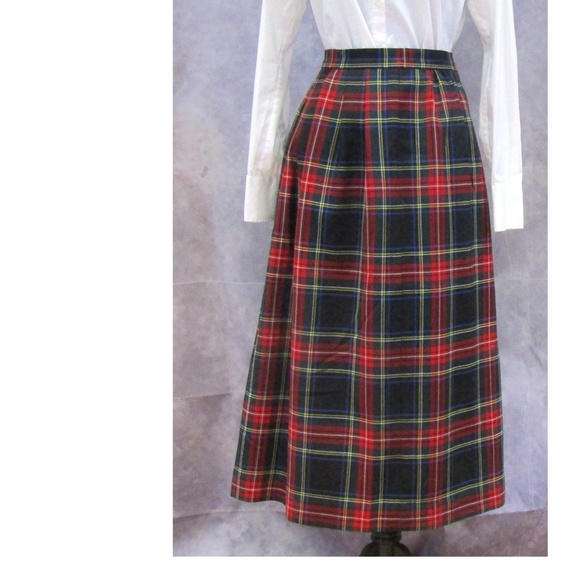 Lands' End Dresses & Skirts - Lands' End Tartan Plaid Wool Modest Skirt Size 14